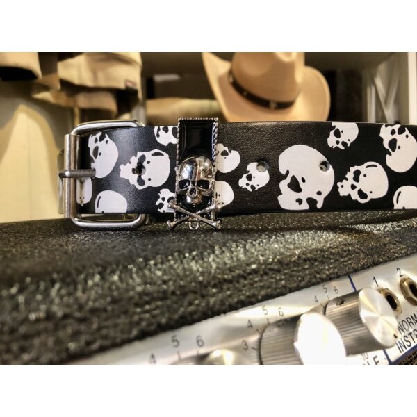 ROCK-HUS Gürtel Weisse Totenköpfe