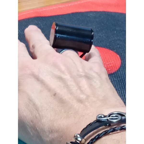 ROCK-HUS Finger Shaker RIZO