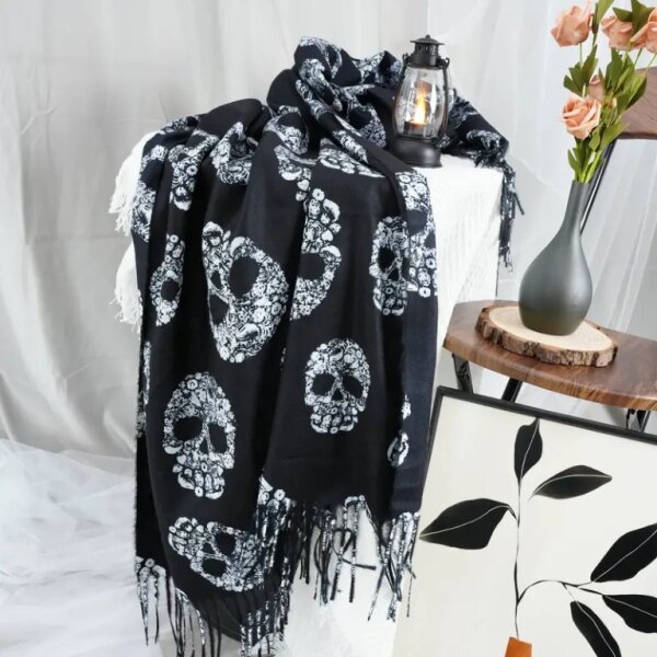 ROCK-HUS Schal Dick Totenköpfe