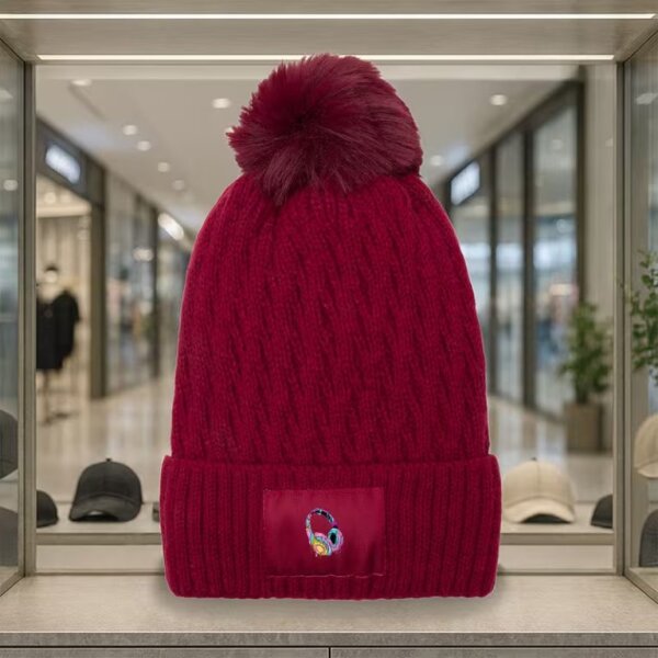 ROCK-HUS Strickmütze gefüttert mit Bommel und Headphone Patch