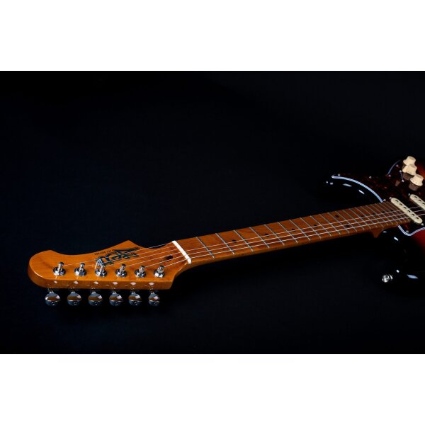 Jet Guitars JS-300 SB Sunburst
