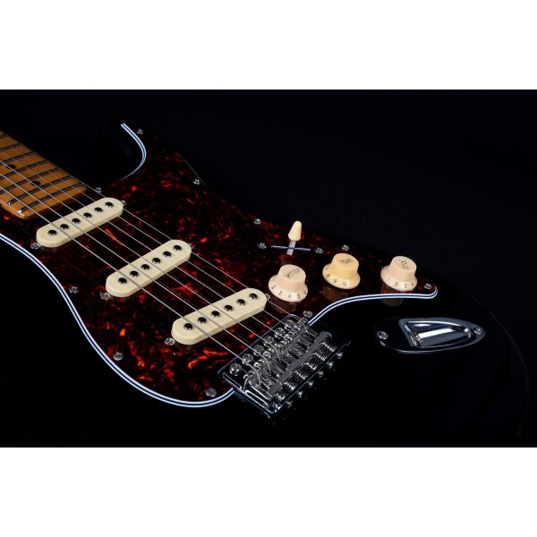Jet Guitars JS-300 BK Black
